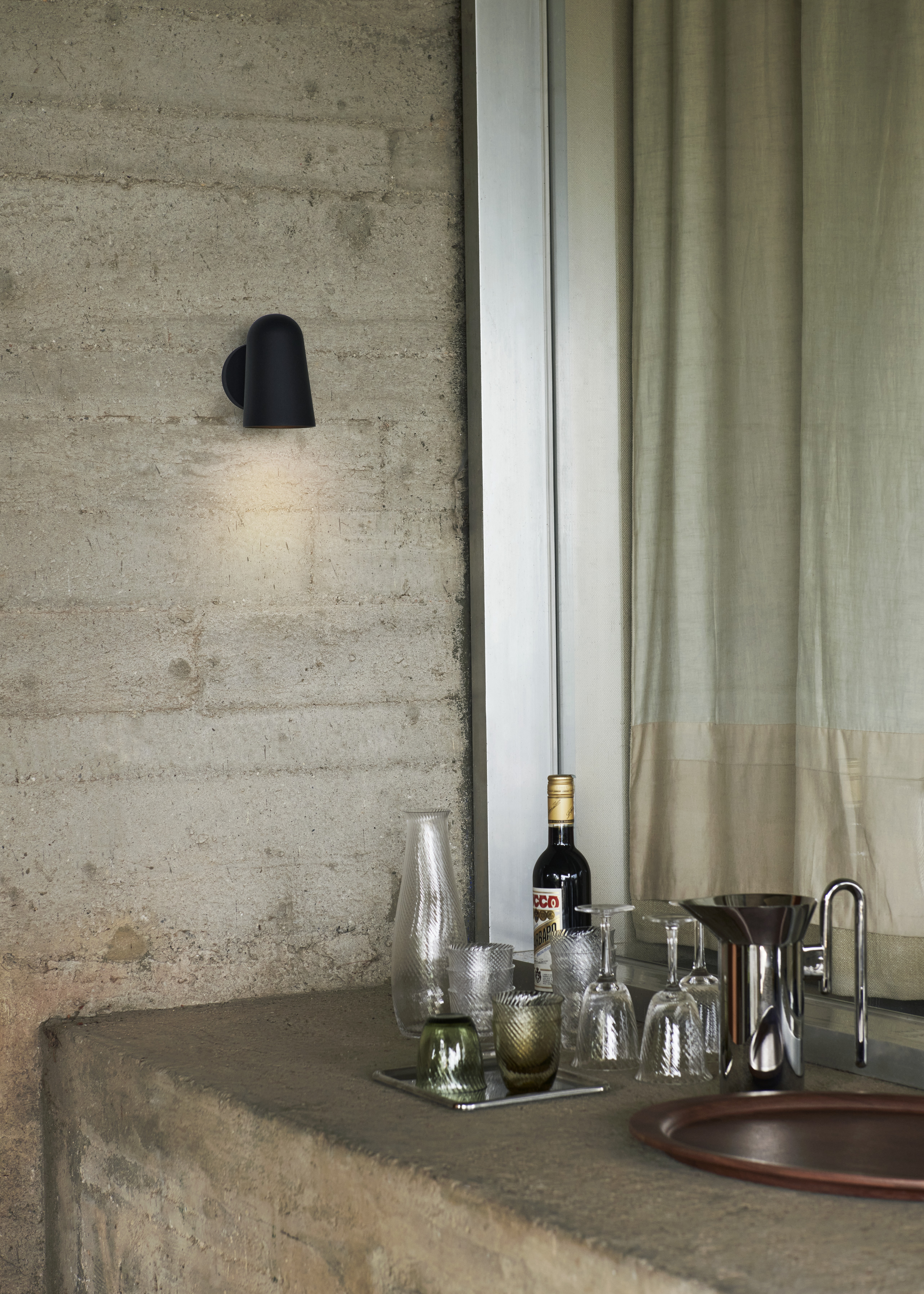 atd-retail-2024-solid-sc104-collect-glass-sc78-collect-wine-glass-sc79-collect-carafe-sc63-momento-jug-jh38-collect-tray-sc65