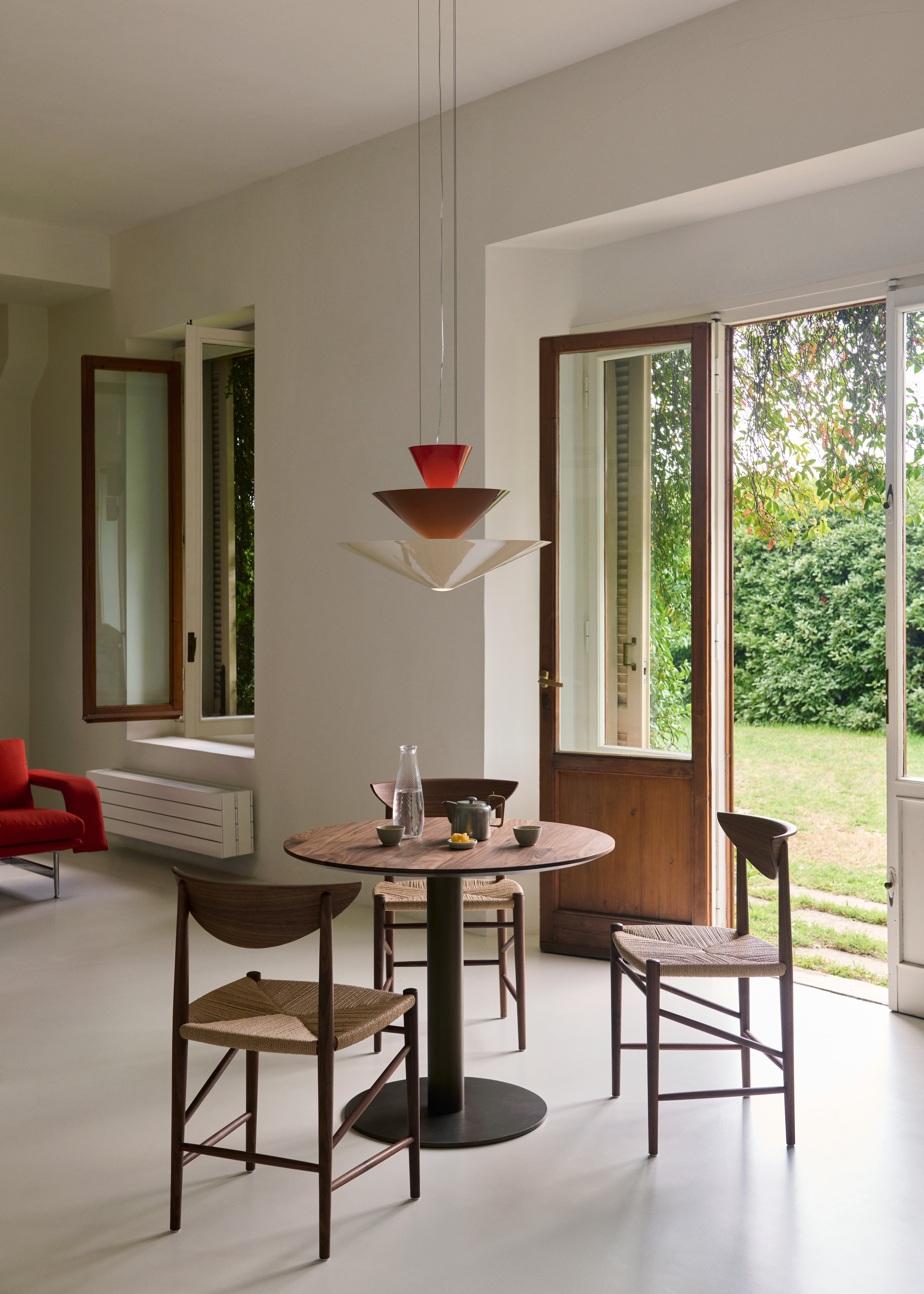 atd-retail-2025-in-between-sk11-gio-ln14-drawn-hm3