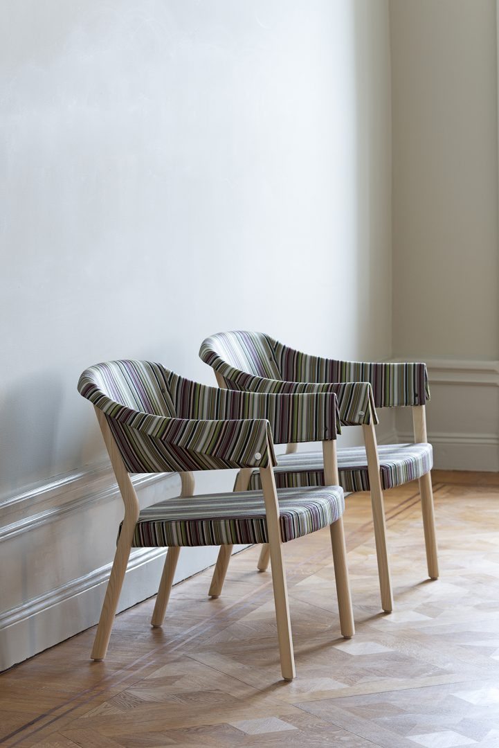 c-button-ii-001-721x1080