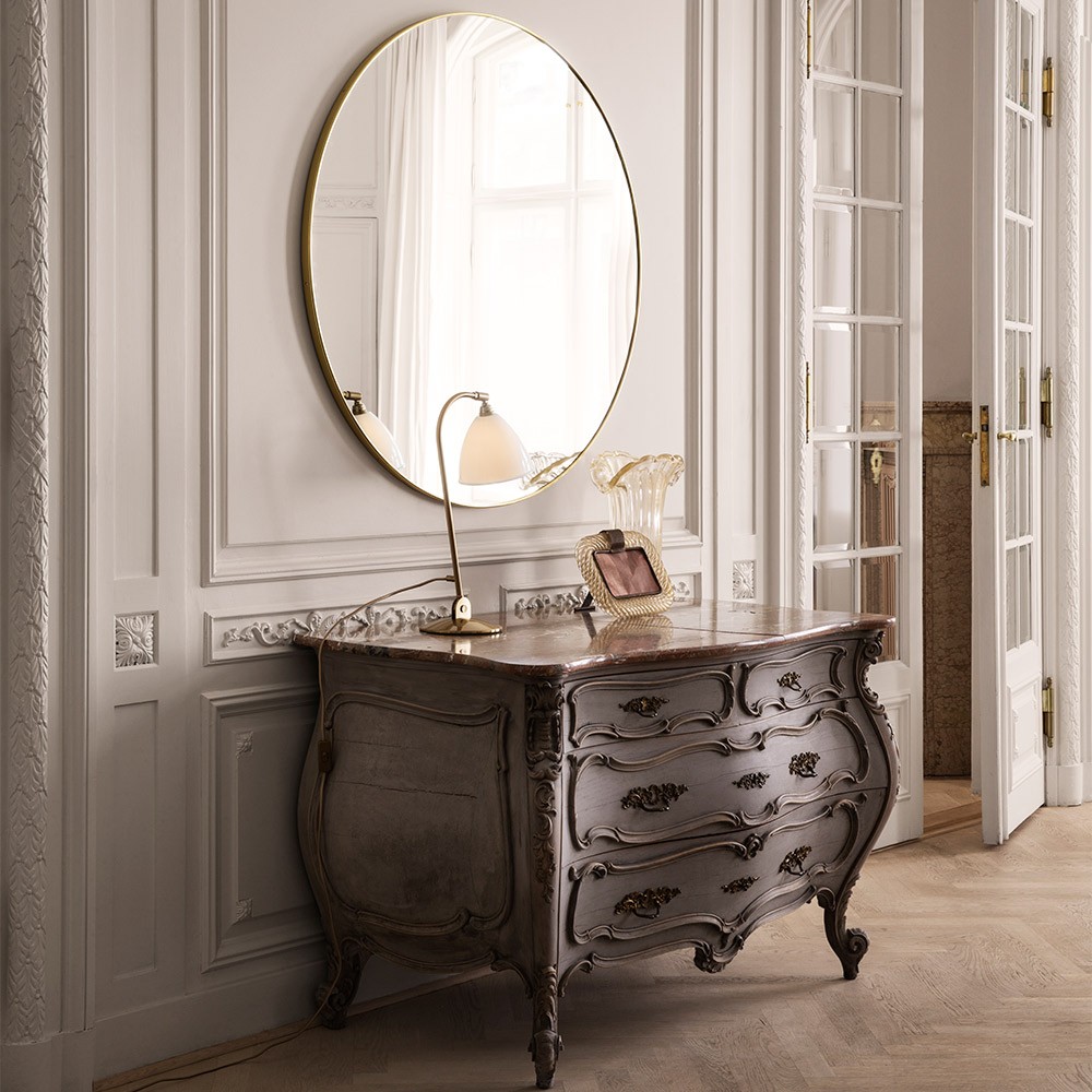Gubi Mirror Round