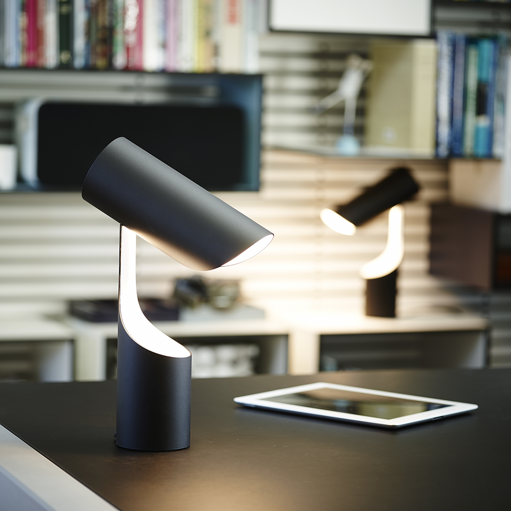 Mutatio Table Lamp