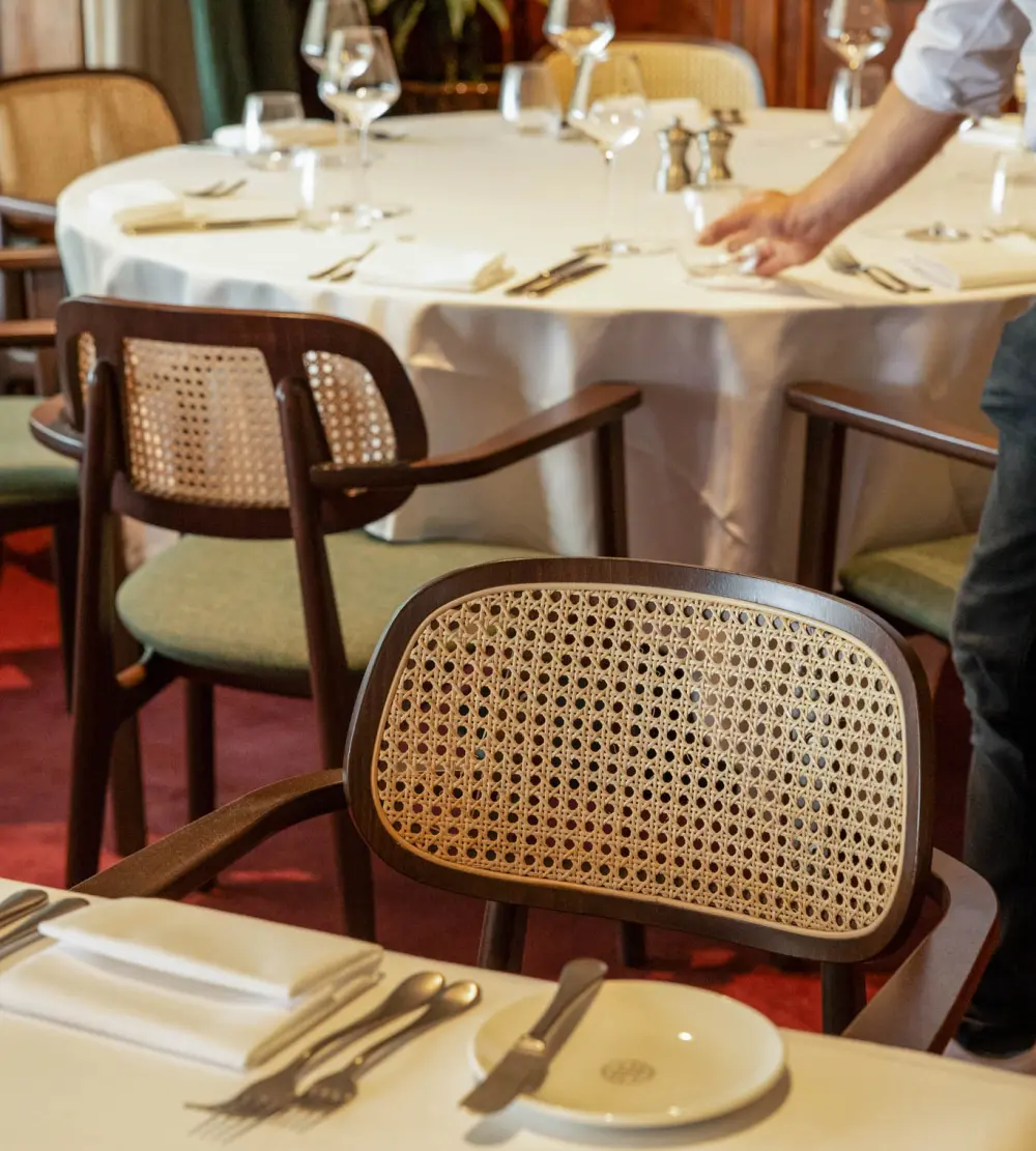 vincent-sheppard-titus-arm-hospitality