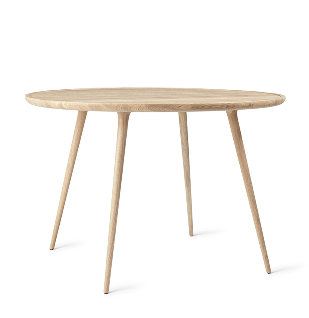 Mater_Accent_DiningTable_oak